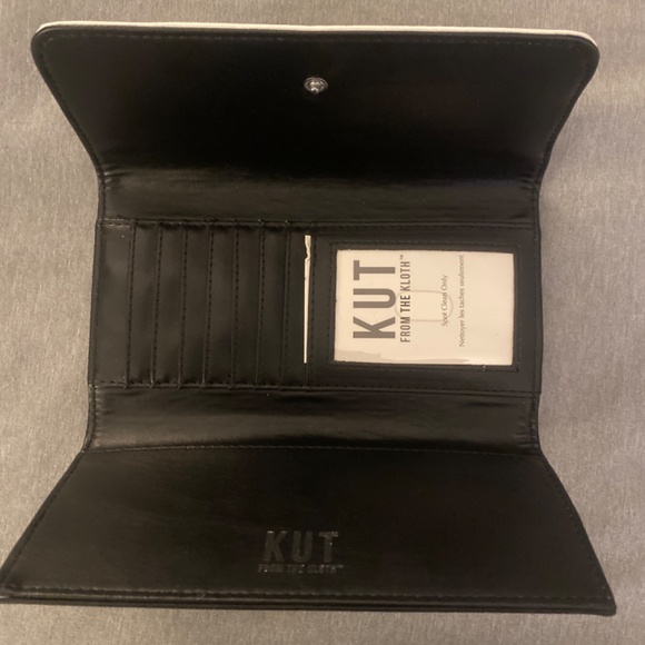 Striped Wallet - Picture 2 of 2